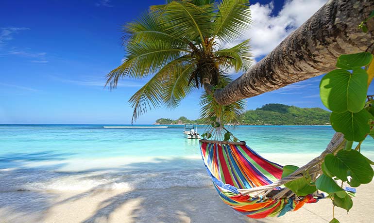 seychelles tourism season